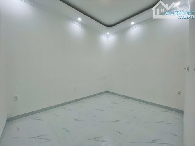Bán Nhà Cấp 4 HXH Cống Lở Tân Bình 99m², Ngang 5m , Giá 7.3 Tỷ TL - 2