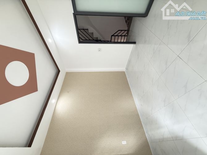 BÁN NHÀ GẦN SÂY BAY NGAY NGUYỄN VĂN NGHI, GÒ VẤP, 25M2, CHỈ 3.65 TỶ - 2