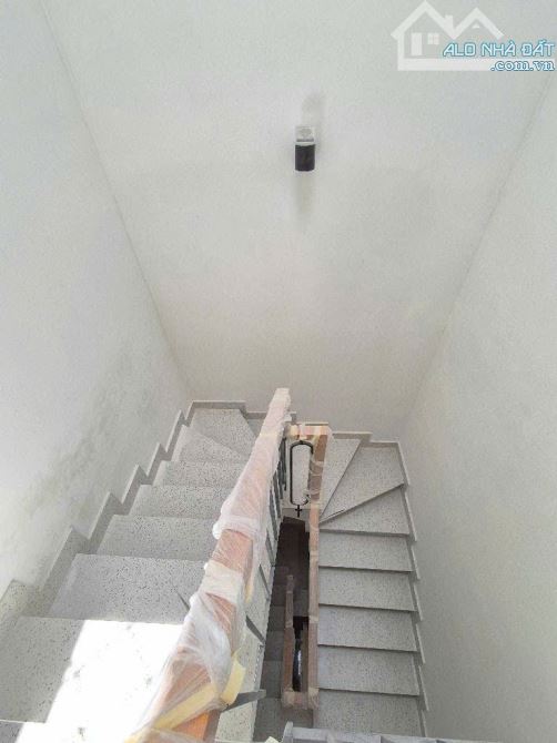 Bán Nhà HXH Nguyễn Tư Giản Gò Vấp 3 Tầng, 51 M², Ngang 4m, Giá 6.9 Tỷ TL - 2
