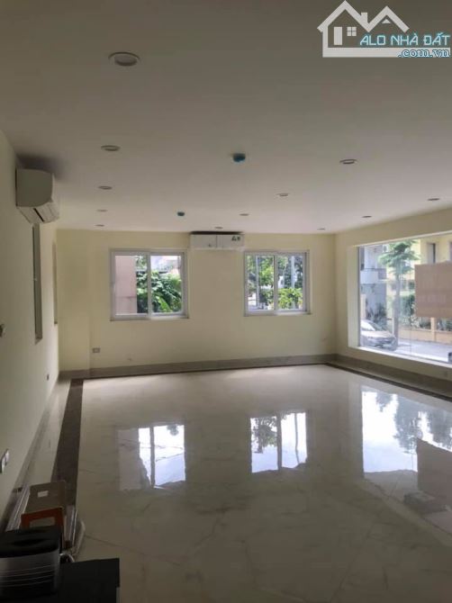 Bán nhà mặt phố Đường 800A, Cầu Giấy, 87m2, 2 tầng, lô góc, ô tô tránh, nhỉnh 34 tỷ - 2
