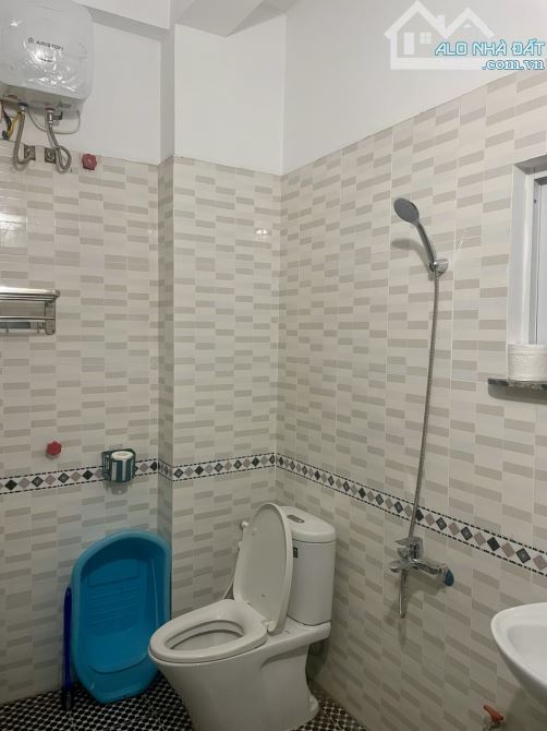 Bán nhà 4 tầng mới xây khung bê tông - 2