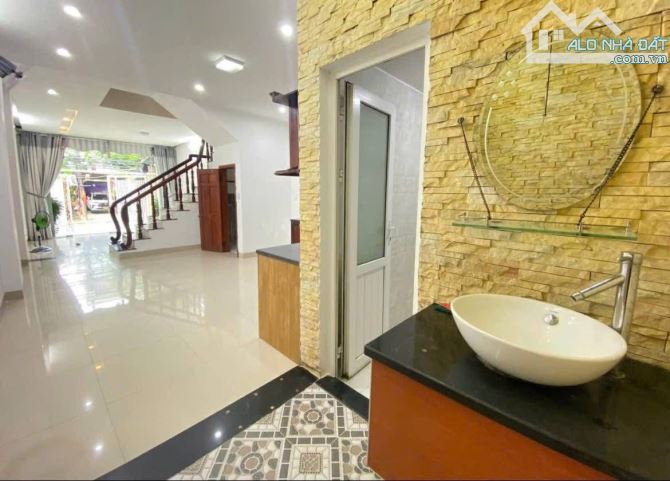 🇻🇳NHÀ 4 TẦNG MẶT TIỀN HOÀ MINH GẦN KINH DƯƠNG VƯƠNG - 2