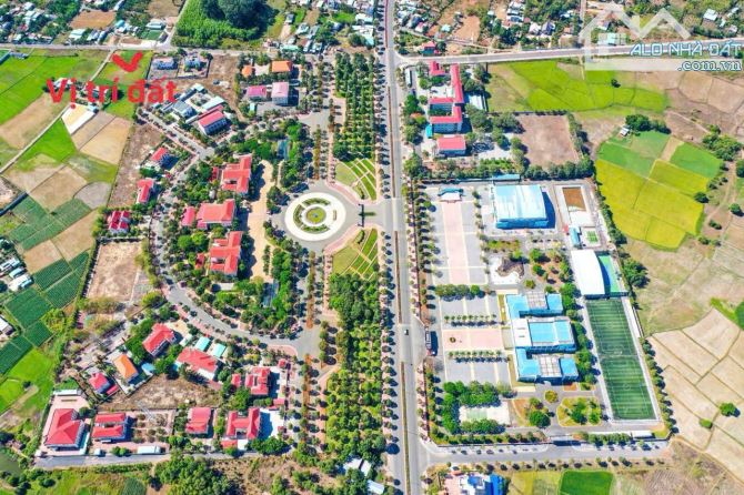 MẶT TIỀN NGUYỄN CÔNG HOAN - NGAY SAU UỶ BAN XÃ ĐẤT ĐỎ - TP HCM 🌈🌈🌈DT 1509m2 - 2