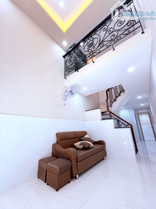 Nhà nhỏ đầy đủ công năng , Hẻm 1 sẹc Quang Trung , P8 , Gò Vấp - 2