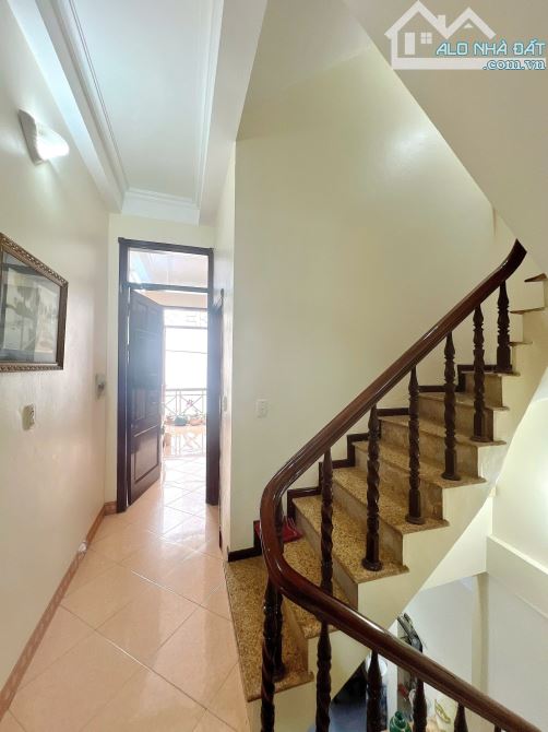 💥ĐỐNG ĐA, Ô TÔ ĐỖ CỬA, CÁCH HỒ HOÀNG CẦU 20M, NHÀ ĐẸP Ở NGAY  - 14.1 TỶ - 2