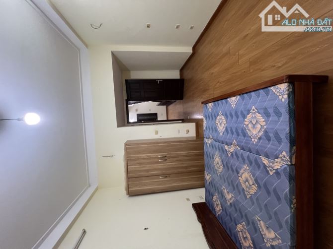 42M2 13TỶ8 NHÀ ĐẸP 4 TẦNG - HAI MẶT THOÁNG - Ô TÔ VÀO NHÀ - KHU VIP THANH XUÂN - 2