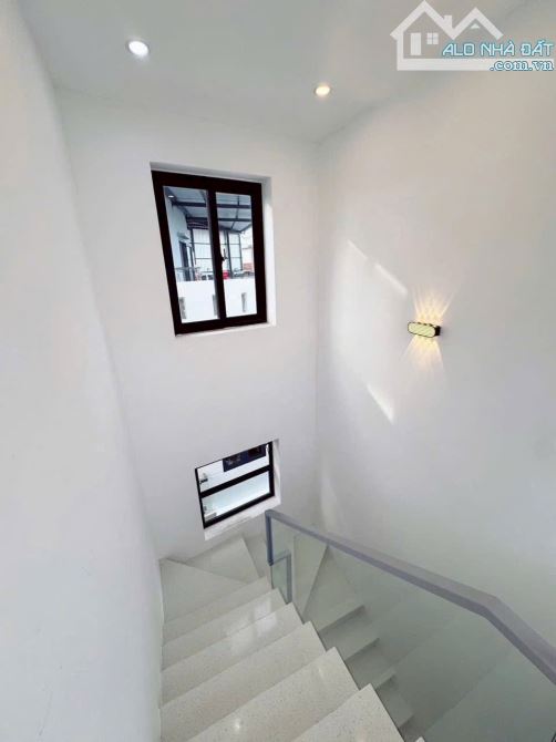 Nhà 3 tầng 3 mê xây mới Trần Cao Vân chỉ nhỉnh 4tỷ - 2