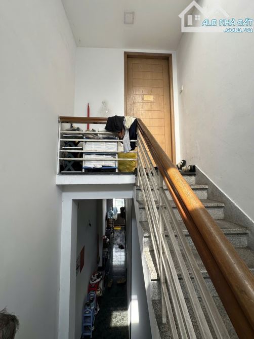 CHDV CẠNH ĐH HUTECH - 84m2 NỞ HẬU - 8 PHÒNG LUÔN FULL - 15 TỶ - 2