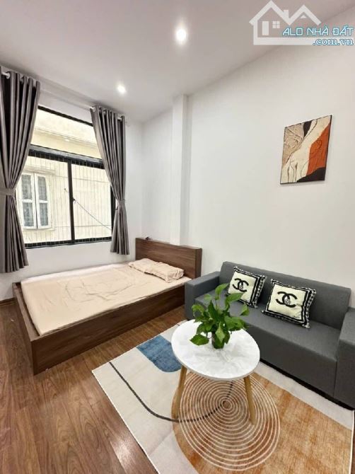 Nhà xuân thủy 45m2, 4 tầng, MT 6,5m, ô tô đỗ, ngõ thông, full nội thất - 2