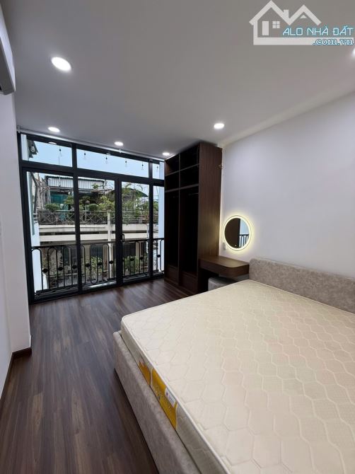 BÁN NHÀ MT VỊ TRÍ VÍP Nguyễn Trọng Tuyển, Q. Tân Bình 4L, 3PN, DT 34m Giá chào 7, 990 tỷ - 2