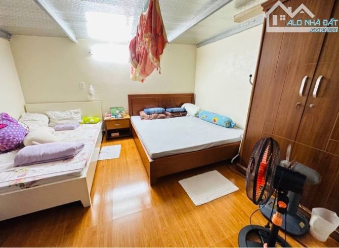 CHỈ HƠN 1.5 TỶ - NHÀ ĐẸP ÂU CƠ - 32M2 - Ở NGAY - 2