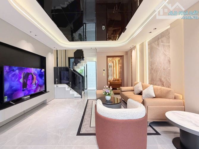 NHÀ MỚI SIÊU PHẨM THANG MÁY – LÊ VĂN THỌ P8 GÒ VẤP - 2