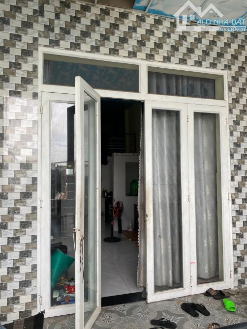 Nhà tầng  và có phòng trọ cho thuê tháng thu nhập 6tr - 2