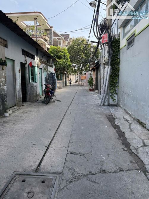 Bán nhà Nguyễn Sơn, Tân Phú, ngang 4x15m~60m2. Giá chào: 3.9 tỷ (đã giảm 500tr, còn - 2