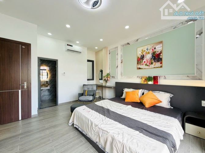 Bán Vila hẻm xe tải 5m đường Bùi Quang Là, P.12, 8,5 x 10, 4 tầng giá 8.59 tỷ tl - 26
