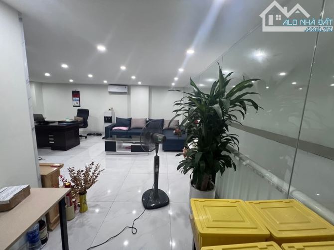 Cho Thuê Tầng 1 Làm Văn Phòng, Kinh Doanh,  Shophouse Terra An Hưng