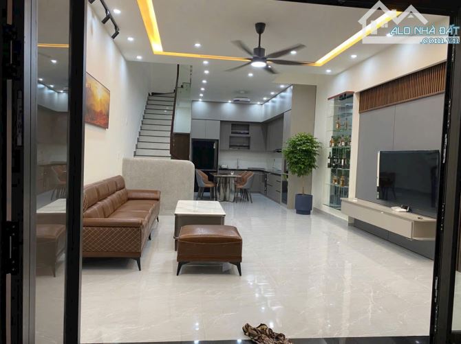 Bán nhà 3 tầng MT Đặng Văn Chung Hoà Xuân Cẩm Lệ - 3