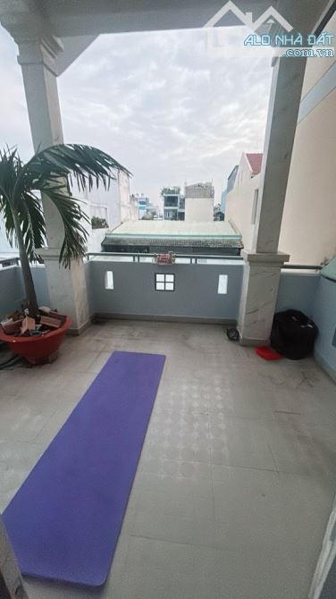 Bán nhà HXH Tân Hương q.Tân Phú 80m², 3TẦNG - GẦN CHỢ - 9.69 Tỷ TL - 3