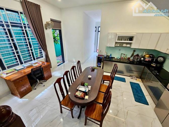 BÁN NHÀ 1 MÊ HẺM 128 ĐỒNG KHỞI - BMT. GIÁ: 4,6 TỶ - 3