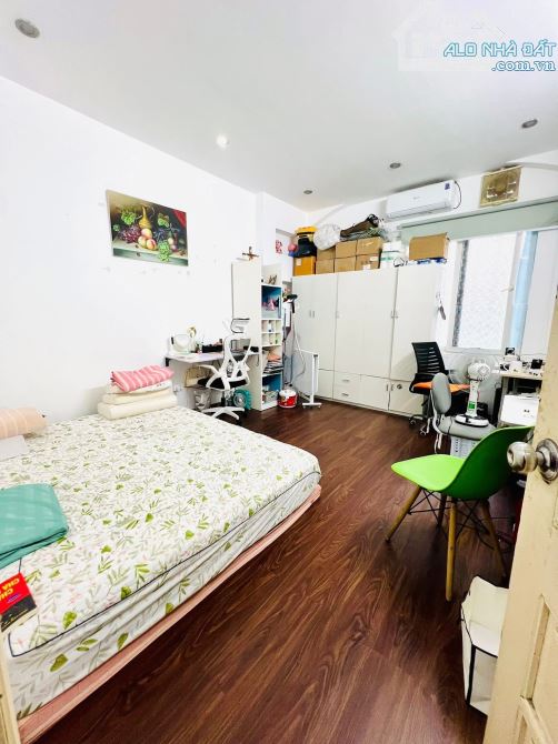 Vũ Ngọc Phan, 45m, 6ngủ, Ô tô tránh, Mặt ngõ thông, Kinh doanh tốt, Sổ vuông vắn, Nhà đẹp - 3