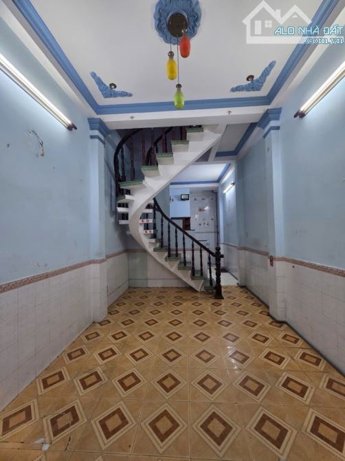 VŨ GẤNG CHUYỂN BÁN NHÀ CÁC QUẬN GÒ VẤP QUẬN TÂN BÌNH QUẬN 12 THÀNH PHỐ HỒ CHÍ MINH - 3