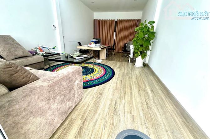 Bán nhà đường Tiền Giang Phường 2 Tân Bình, 2 Tầng 4.2m x 16m 66 m² - Giá 8.5 tỷ TL - 3