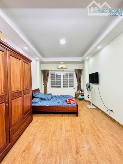 TRẦN CUNG CẦU GIẤY NHÀ ĐẸP DÂN XÂY, 4TẦNG DT37M, GẦN PHỐ Ô TÔ TRÁNH. - 3