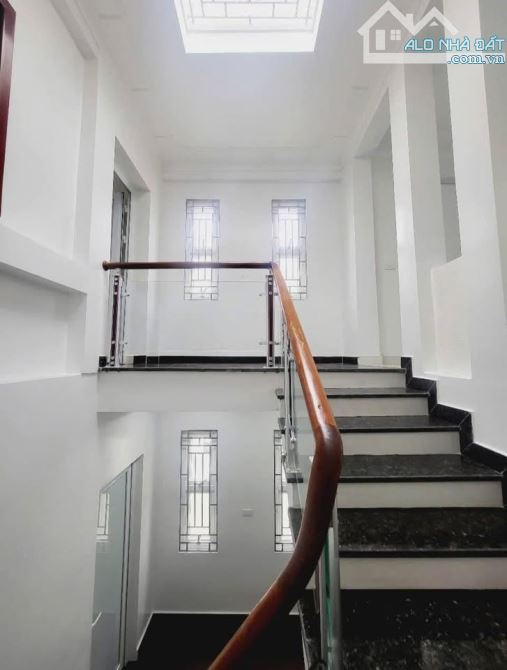 SIÊU HIẾM, HƠN 8 TỶ - 74M BÁN NHÀ DÂN XÂY CHỢ NGỌC THỤY, LONG BIÊN - NGÕ THÔNG, GẦN Ô TÔ - 3