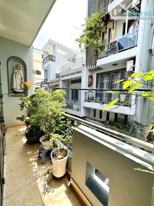 LÊ VĂN SỸ, Q3 82M2 (5.5x15) HẺM 6M - 3 TẦNG 4PN - CHỈ 10.9 T.ỶTL - 3