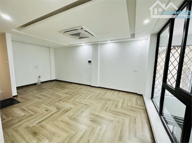 🏡 BÁN NHÀ VIỆT HƯNG – NGÔ GIA TỰ – 40M² – 6 TẦNG – 7,9 TỶ – NHÀ ĐẸP Ở NGAY, GẦN Ô TÔ - 3