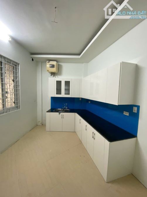 Cho thuê nhà Đình Đông, Bạch Mai 5 tầng x 32m2, 3PN, 14 Triệu - 3