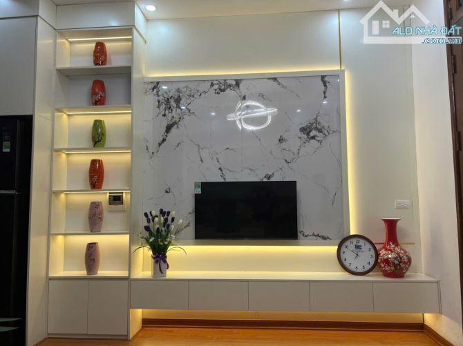 Bán nhà Xuân La 45 m 5 tầng đẹp long lanh cực gần ô tô chỉ 11,9 tỷ. - 3