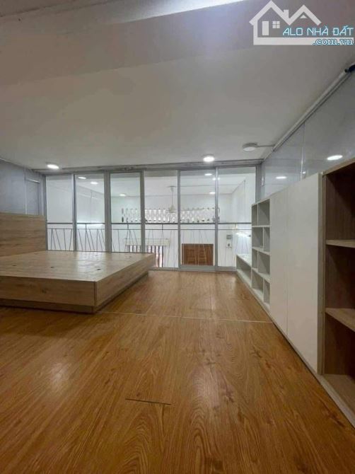 Bán Chung Cư lầu 1 đường Nguyễn Trãi,P.11,Q.5,dt: 80m2 - 2 Tỷ 65. - 3