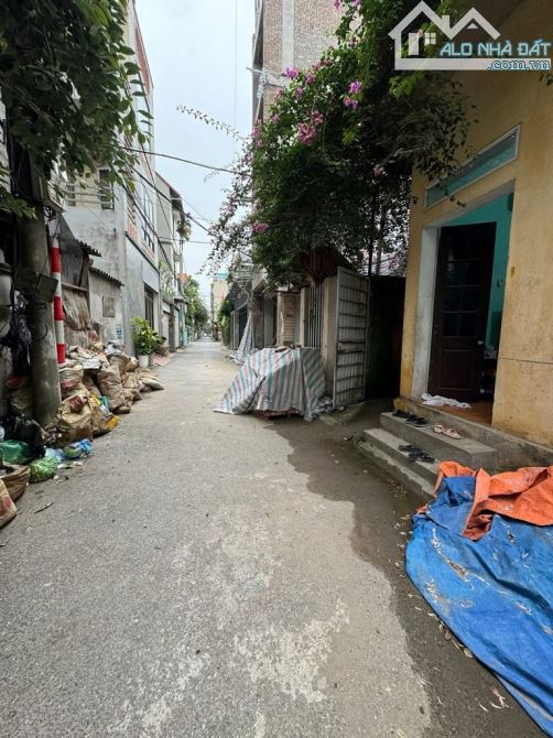 15.8 Tỷ/105 M2/5 m tiền/ Giang Biên/ Ô tô chánh - 3