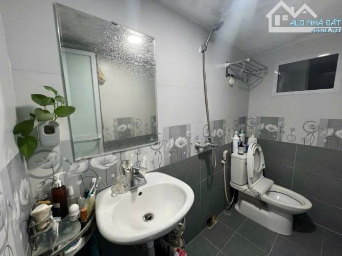 VÀI BƯỚC RA PHỐ TRƯỜNG CHINH - BA GÁC TRÁNH TRƯỚC NHÀ - TRUNG TÂM QUẬN ĐỐNG ĐA - 45M2 x 4T - 3