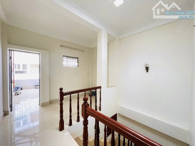 BÁN NHÀ 4 TẦNG Ô TÔ ĐỖ CỬA, KHU PHÂN LÔ QUÂN ĐỘI GẦN PHỐ TÔ VĨNH DIỆN – THANH XUÂN. - 3