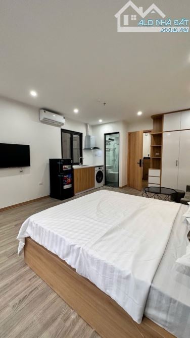 CHÍNH CHỦ BÁN NHÀ LẠC LONG QUÂN 130m2 8 TẦNG LÔ GÓC DT 2 tỷ view hồ Tây - 3