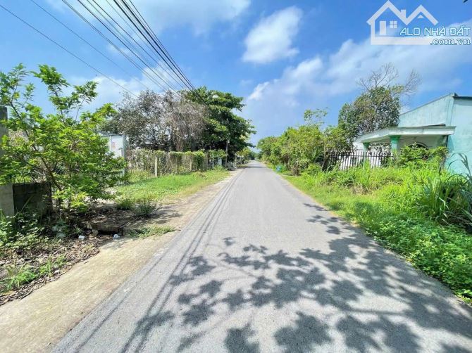 212m2 Tân Thông Hội - ql22 rẽ vào 500m2 - Võ Thị Giòn chủ kẹt ngân hàng bán nhanh 620trieu - 3