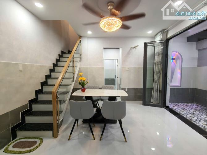 🌹NHÀ ĐẸP ĐƯỜNG HOÀI THANH P14 Q8, SÁT CHỢ BÌNH ĐÔNG - SỔ HỒNG RIÊNG CC - GIÁ 4TỶ380 (TL) - 3