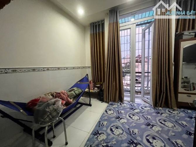 Bán Nhà QL13 Ngay KDC Sông Đà 4x10 T1L giá 3.35 tỷ - 3