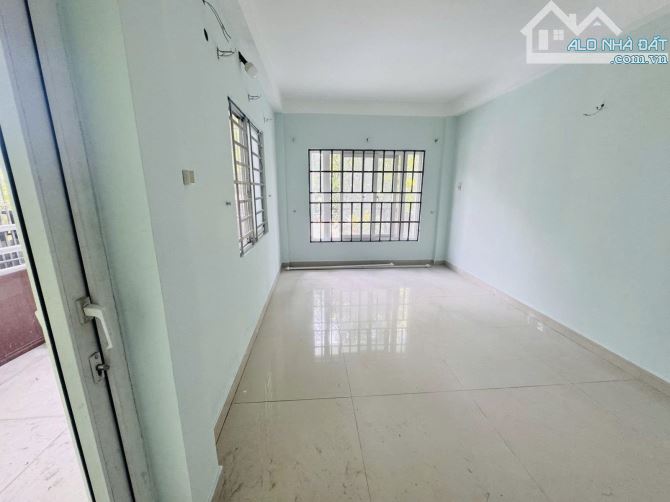 BÁN NHÀ MẶT TIỀN LÊ THỊ RIÊNG Q12 - 4 TẦNG 114M2 ( 6M X 19M) - HƠN 13 TỶ - 3