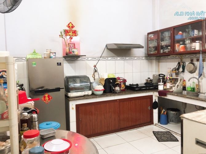 NHÀ MẶT TIỀN P5 Q8 ĐƯỜNG LÔ A BÙI MINH TRỰC - 4 x 12 - 3 TẦNG BTCT. - 3