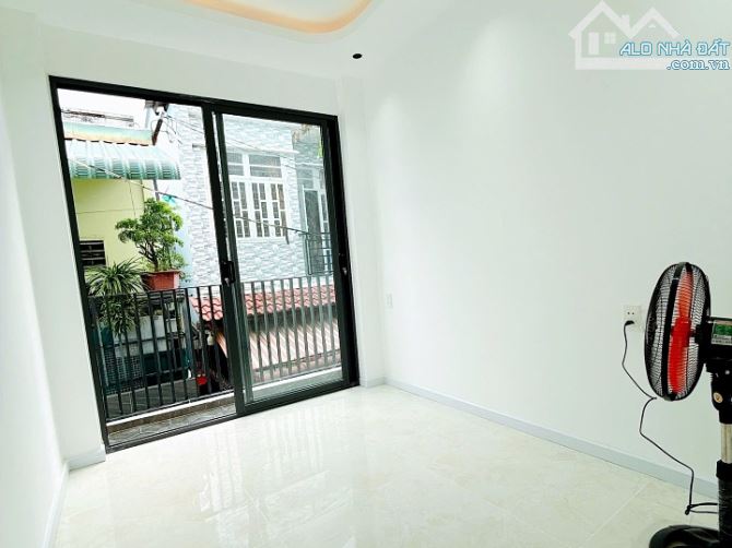 Bán nhà mới đẹp 1 lầu 1 phòng ngủ hẻm Nguyễn Duy, Quận 8 - 3