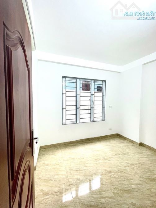 PHÙNG KHOANG / THIÊN ĐƯỜNG CCMNI/ DÂN XÂY 5T 11 Phòng - TC 8.x.t.ii - 3