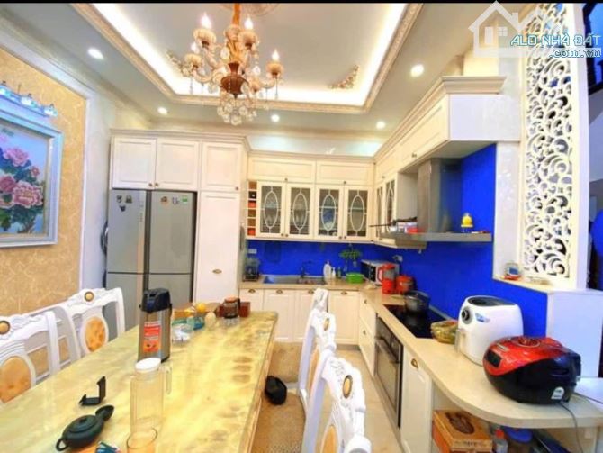 Phân lô Xuân Thủy, Ô tô tránh, 50/60m2, mặt tiền hơn 8m. - 3