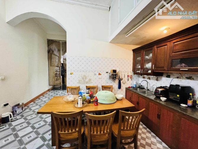 NHÀ MẶT NGÕ THÔNG-ÔTÔ TRÁNH-BỒ ĐỂ LONG BIÊN-122M 4T-NỞ HẬU-TIỆN ÍCH BẠT NGÀN - 3