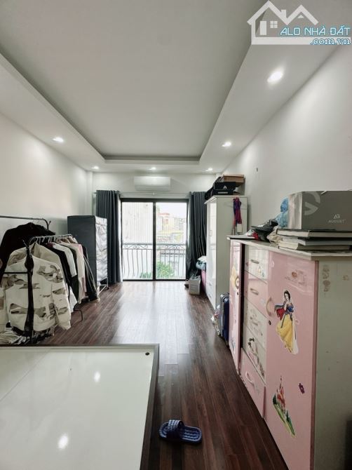 Nhà phố Hoàng Hoa Thám – Ngõ rộng – Lô góc thoáng sáng – Nhà đẹp – 33m2 – 5 tầng – 7.95 tỷ - 3