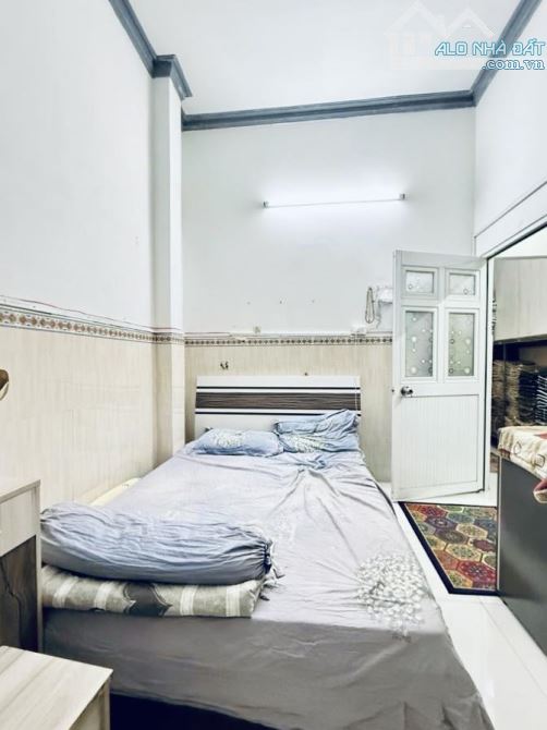 Chỉ 6 tỷ nhỉnh - Có nhà Nút giao Âu Cơ - Lạc Long Quân, vuông A4, 55m2 nở hậu 4.1m - 4 T. - 3