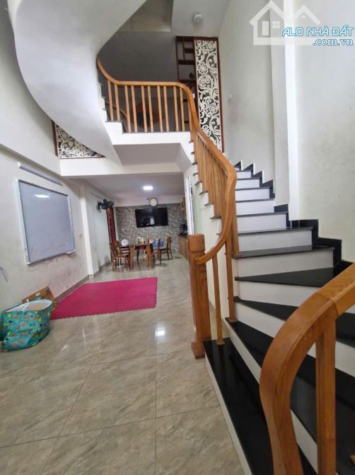 à NỘI CƠ HỘI CHỐT NHANH: NHÀ 5 TẦNG MẶT PHỐ ĐỐI DIỆN MƯỜNG THANH  - GIÁ TRỊ TƯƠNG LAI TĂNG - 3