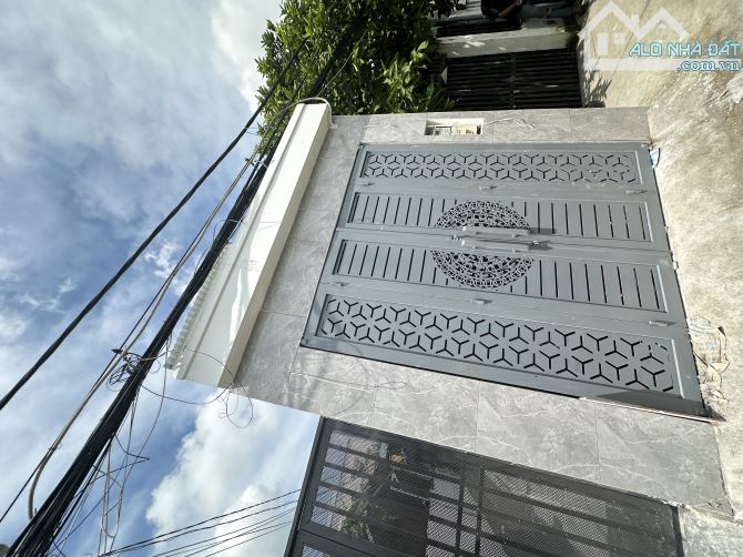 BÁN NHÀ MỚI- HUỲNH TẤN PHÁT- NHÀ BÈ- HÀNG XÓM QUẬN 7- 100M2- HEM 3M- GIÁ NHỈNH 4 TỶ XÍU - 2